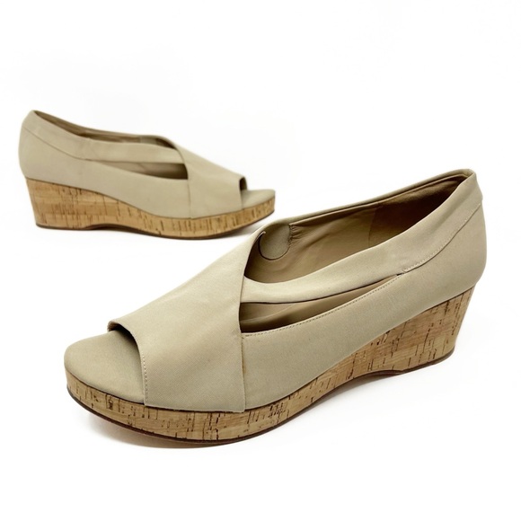Eileen Fisher Platform Cork Wedge Sandals - Picture 12 of 12